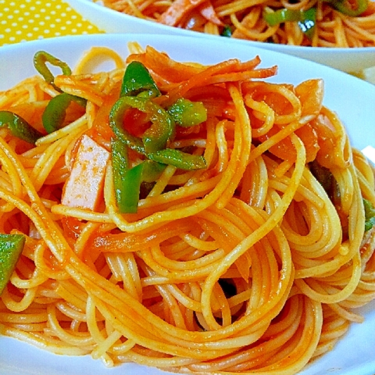 ランチに簡単 ハム ピーマン 玉ねぎのナポリタン レシピ 作り方 By ラズベリっち 楽天レシピ